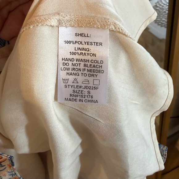 RESET by Jane Floral Shimmer Ruffle Flutter Sleeve High Low Mini Dress S - Picture 9 of 12